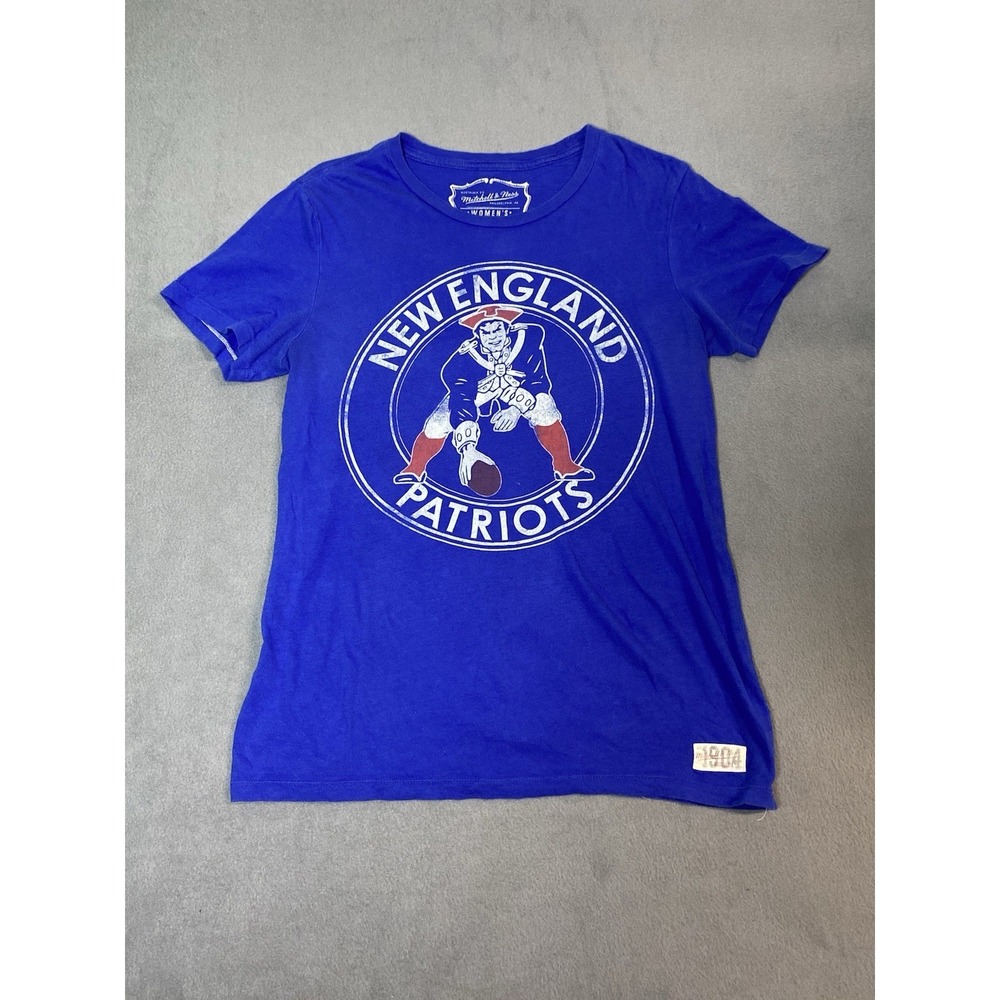 New England Patriots Football Mitchell And Ness Women's Size Medium T Shirt
